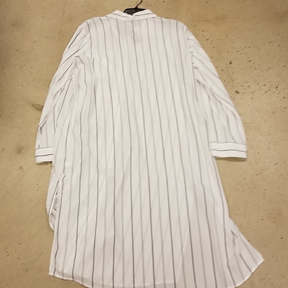 Express long button down shirt - Picture 6 of 6